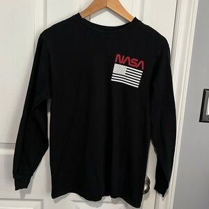 Men’s NASA long sleeve shirt